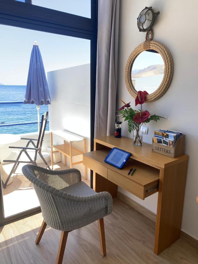 Ferienwohnung Touch The Sea Sardina Exterior foto